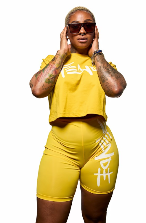 EFENDEE Classic Crop Top(Yellow)